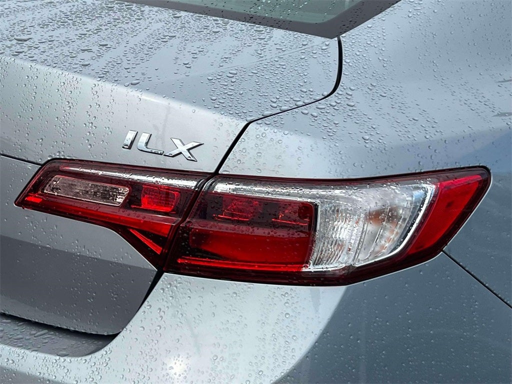 2018 Acura ILX Base