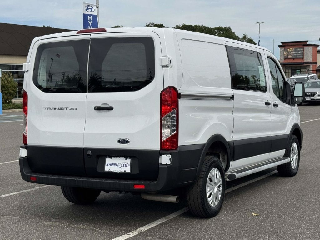 2025 Ford Transit-250 Base