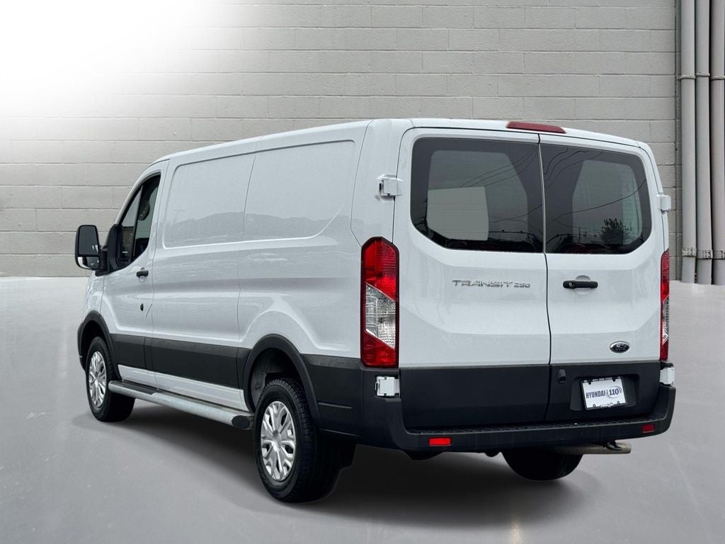 2025 Ford Transit-250 Base