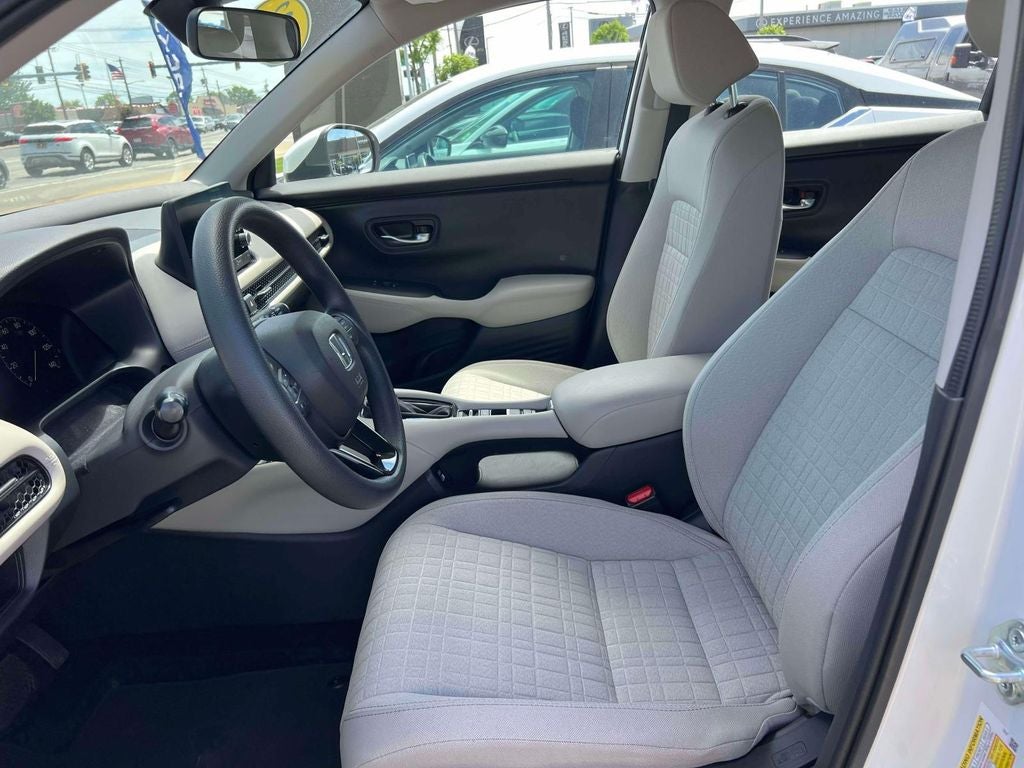 2023 Honda HR-V LX