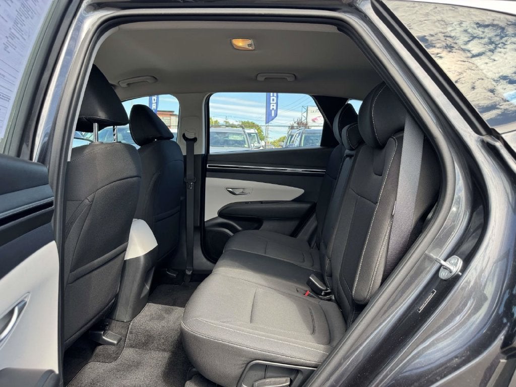 2024 Hyundai TUCSON SE