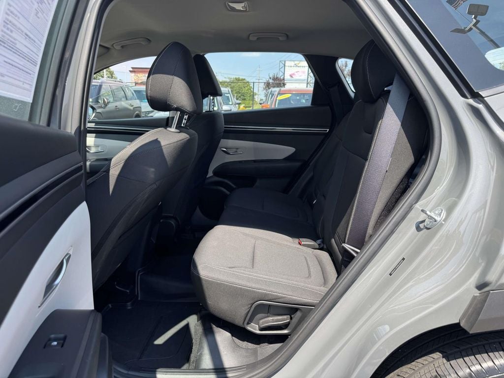 2024 Hyundai TUCSON SE