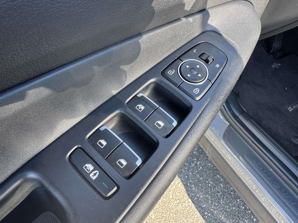 2023 Hyundai SANTA FE SE
