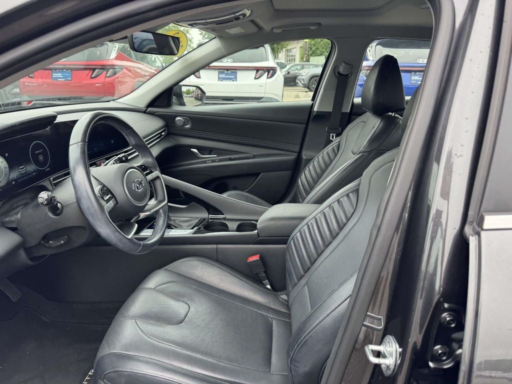 2023 Hyundai ELANTRA Limited