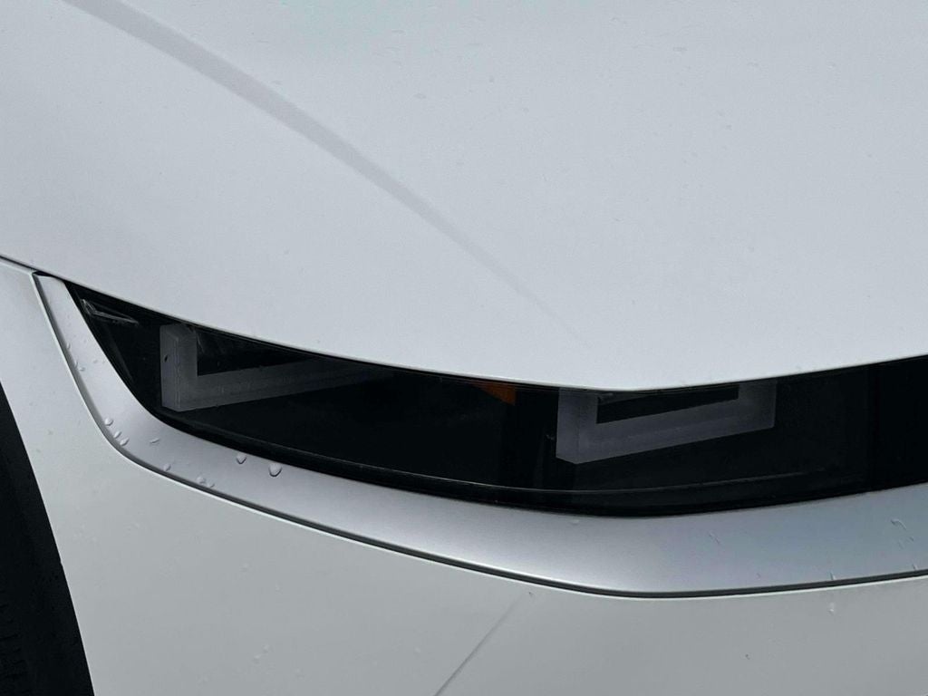 2025 Hyundai IONIQ 5 SE