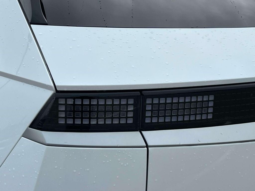 2025 Hyundai IONIQ 5 SE
