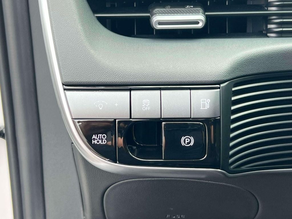 2025 Hyundai IONIQ 5 SE