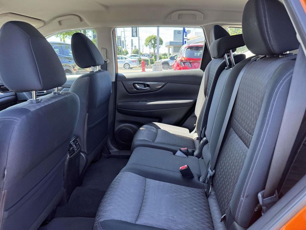 2017 Nissan Rogue S