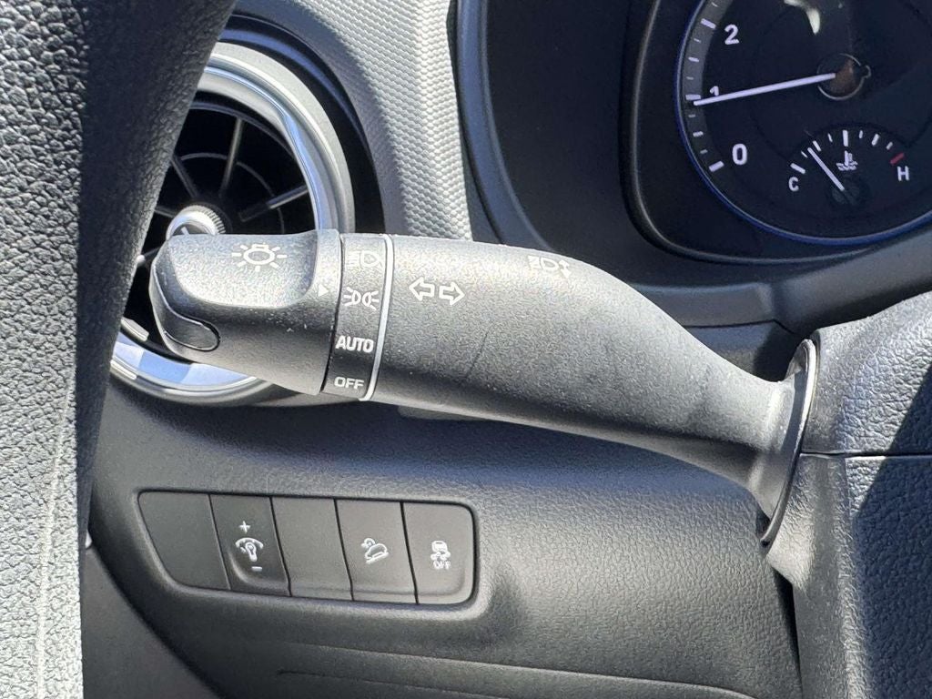 2023 Hyundai KONA SE