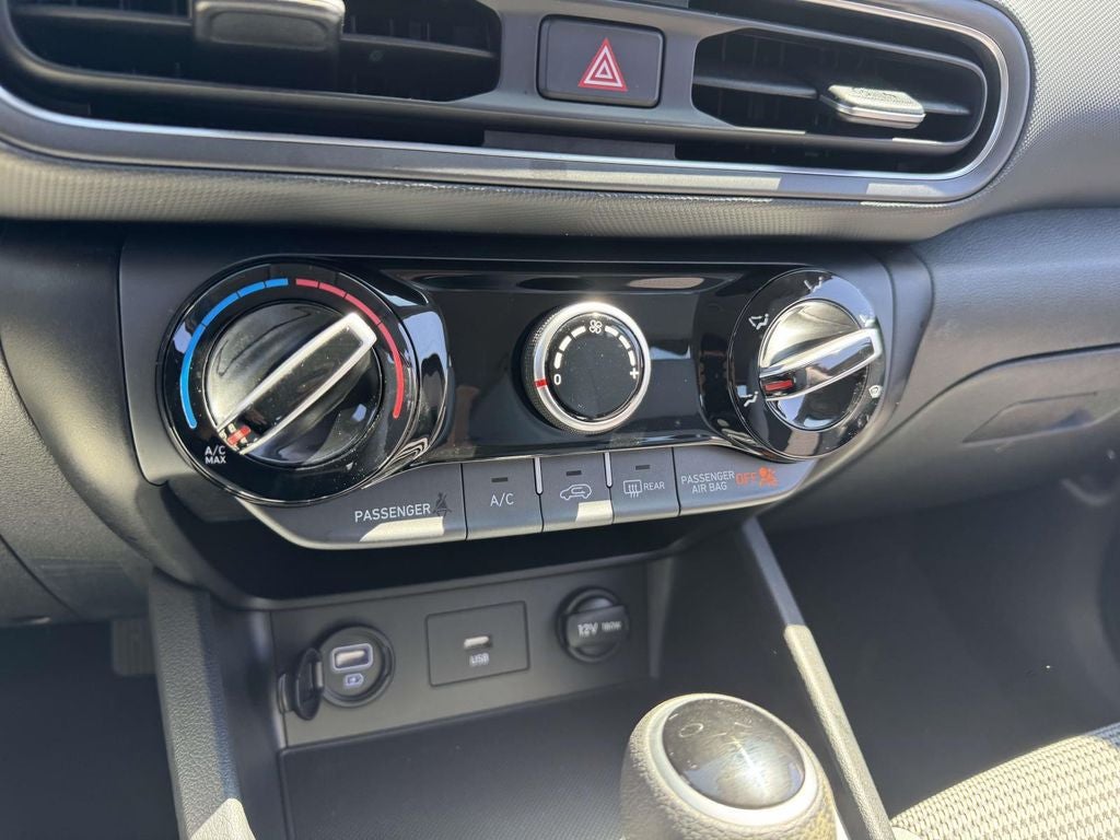 2023 Hyundai KONA SE