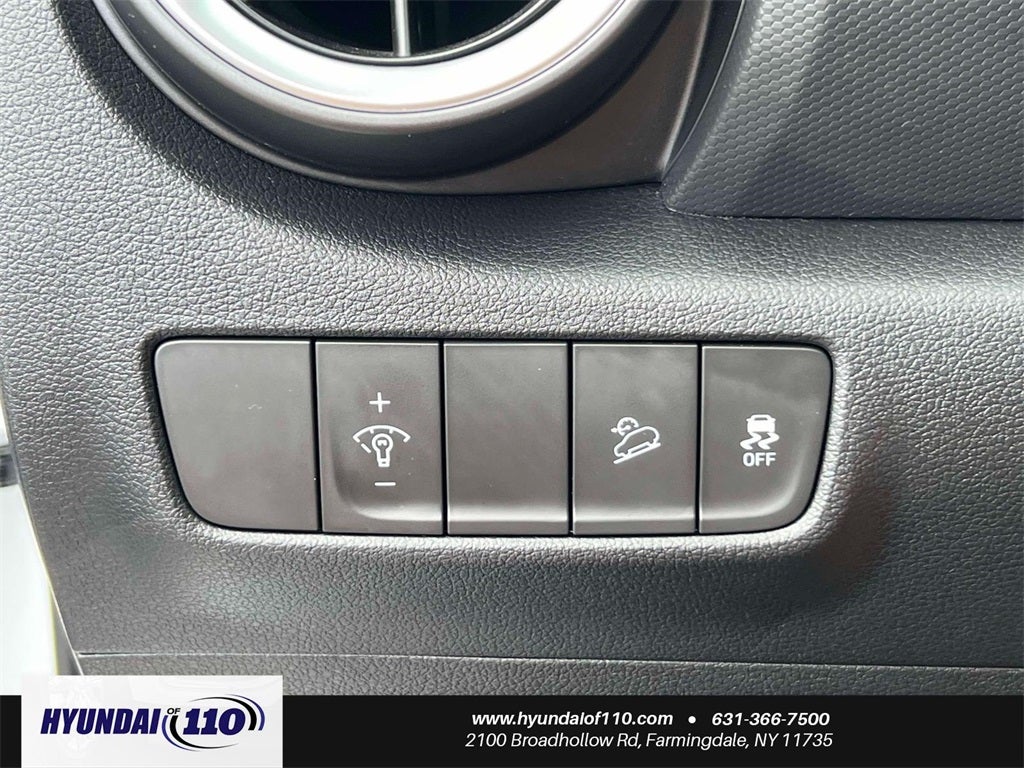 2023 Hyundai KONA SE