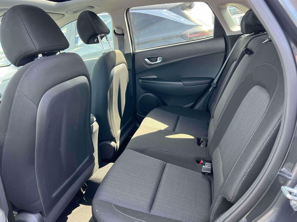 2022 Hyundai KONA SEL