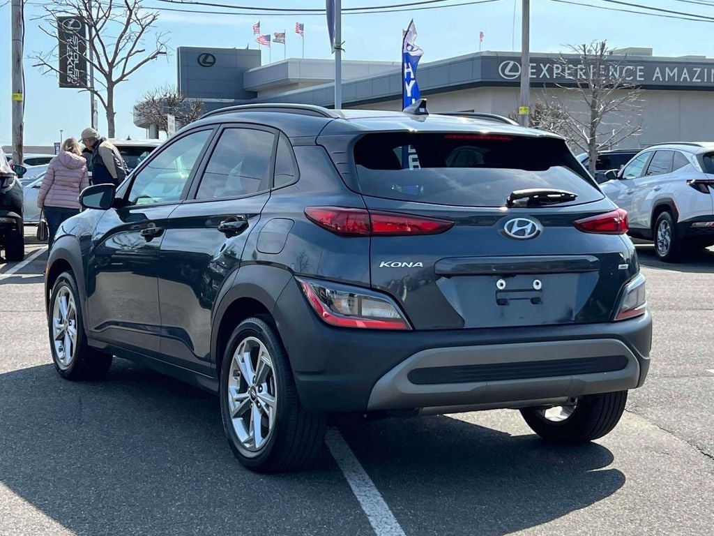2022 Hyundai KONA SEL