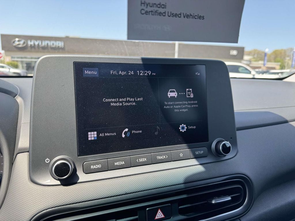 2023 Hyundai KONA SEL