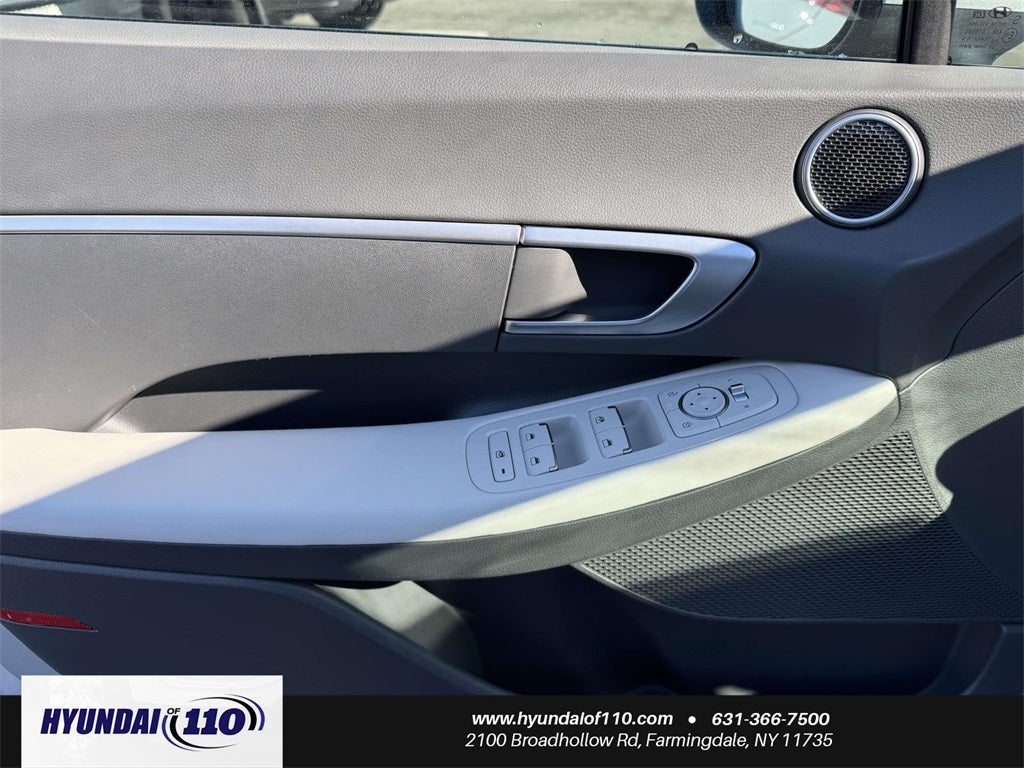 2025 Hyundai SONATA SE