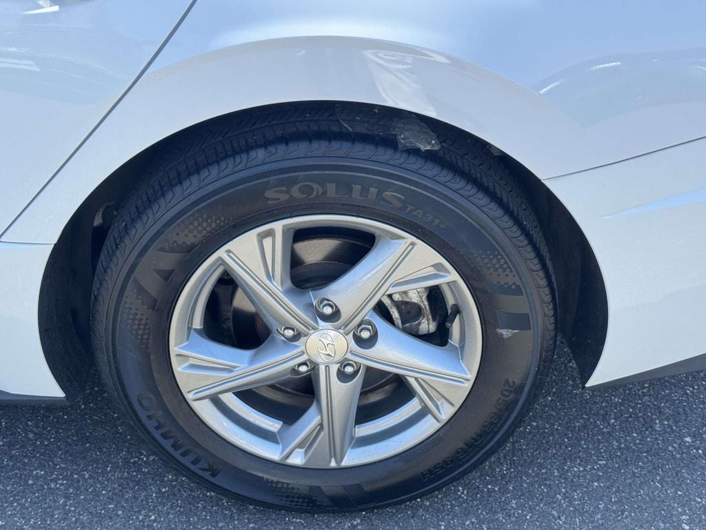 2023 Hyundai SONATA SE