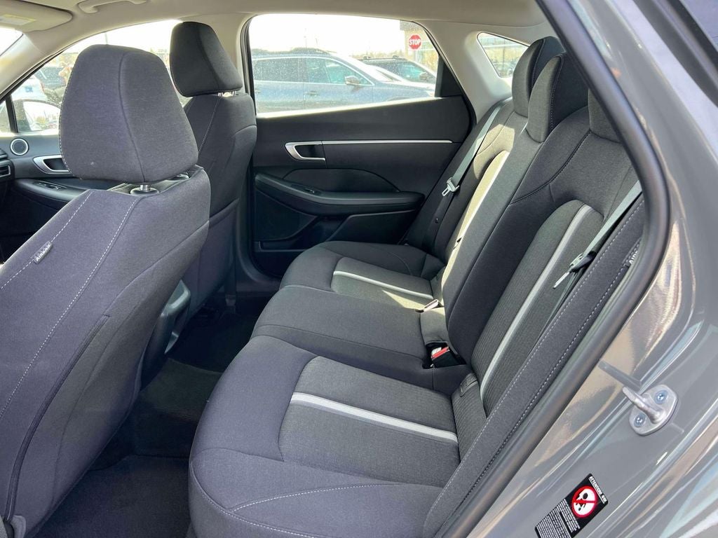 2023 Hyundai SONATA SE
