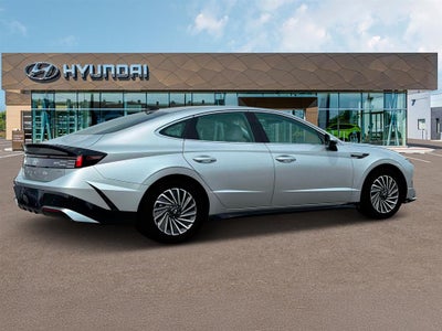 2025 Hyundai SONATA HYBRID SEL