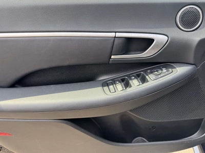 2025 Hyundai SONATA HYBRID SEL