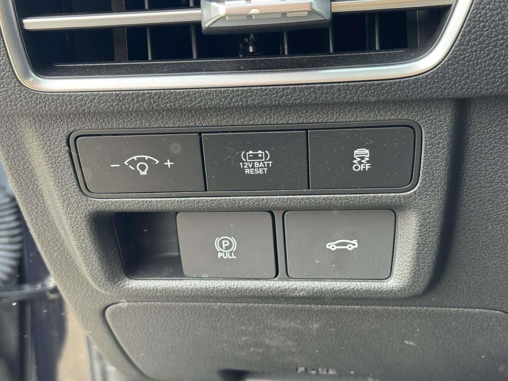 2025 Hyundai SONATA HYBRID SEL