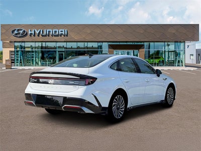 2026 Hyundai Sonata Hybrid SEL