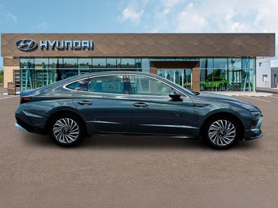 2025 Hyundai SONATA HYBRID Limited