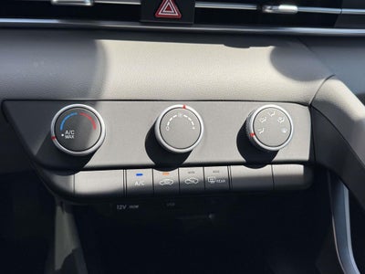 2023 Hyundai ELANTRA SE