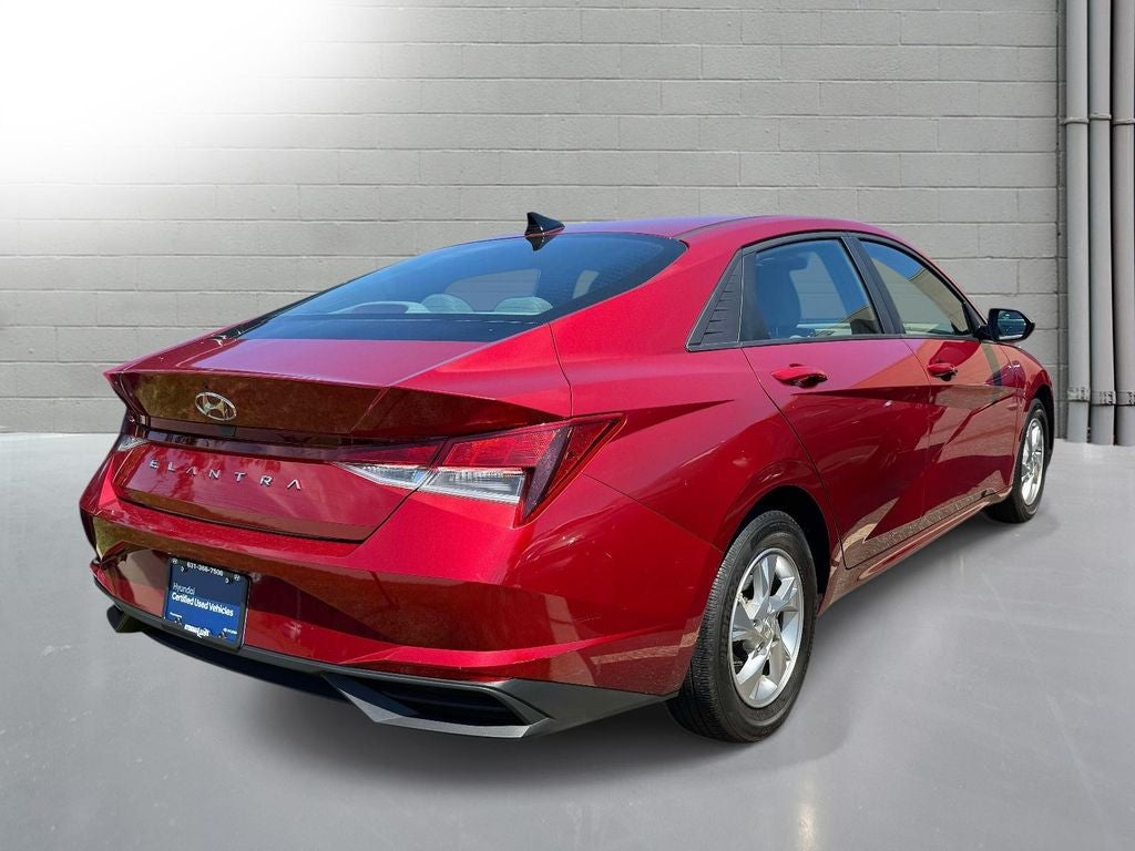 2023 Hyundai ELANTRA SE