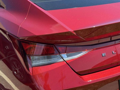 2023 Hyundai ELANTRA SE