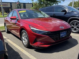 2023 Hyundai ELANTRA SE