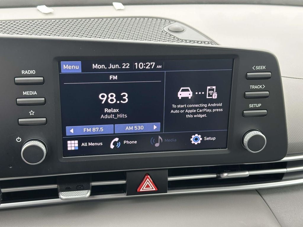 2023 Hyundai ELANTRA SE