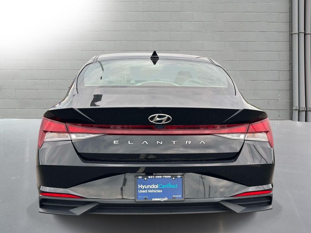 2023 Hyundai ELANTRA SE