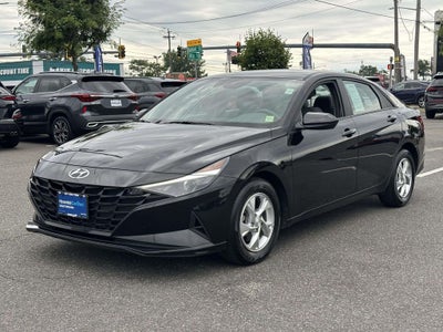 2023 Hyundai ELANTRA SE