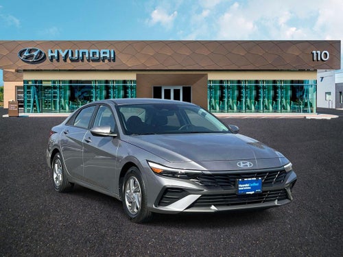 2025 Hyundai ELANTRA SE