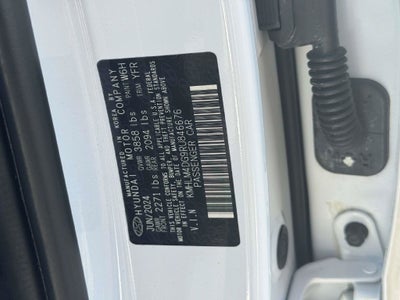 2024 Hyundai ELANTRA SEL