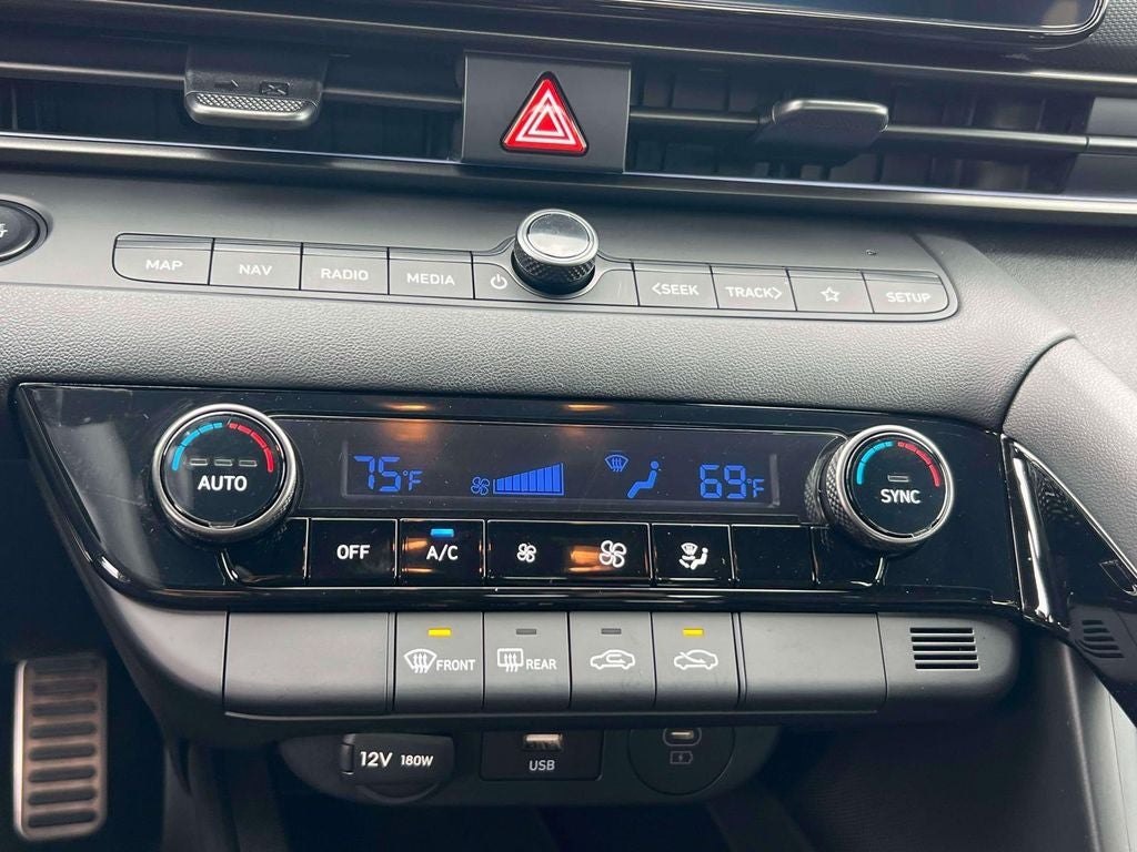 2025 Hyundai ELANTRA HYBRID SEL Sport