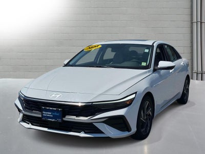 2025 Hyundai ELANTRA Limited
