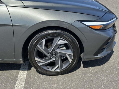 2025 Hyundai ELANTRA SEL Convenience