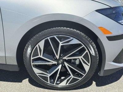 2025 Hyundai IONIQ 6 SEL