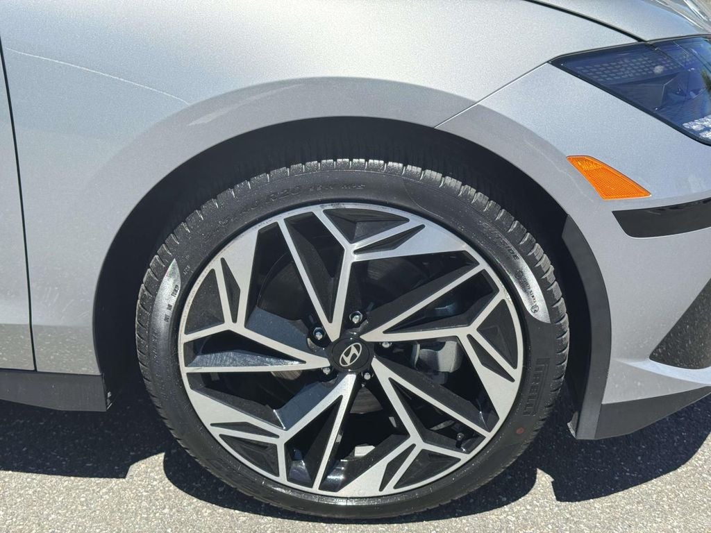 2025 Hyundai IONIQ 6 SEL