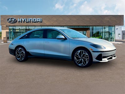 2025 Hyundai IONIQ 6 SEL
