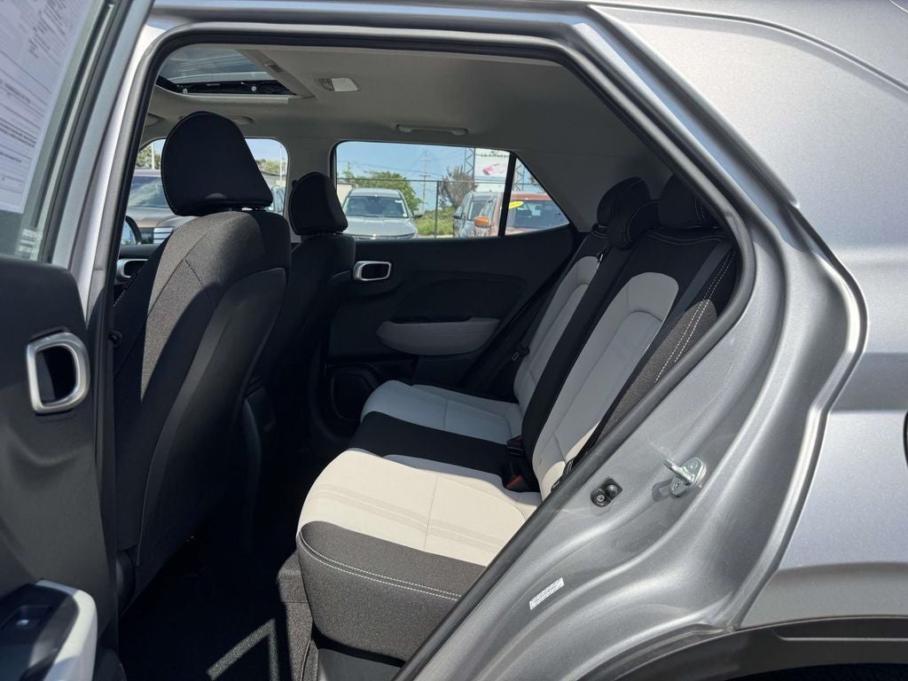 2023 Hyundai VENUE SEL