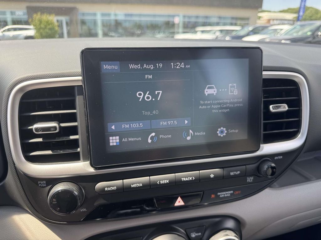 2023 Hyundai VENUE SEL