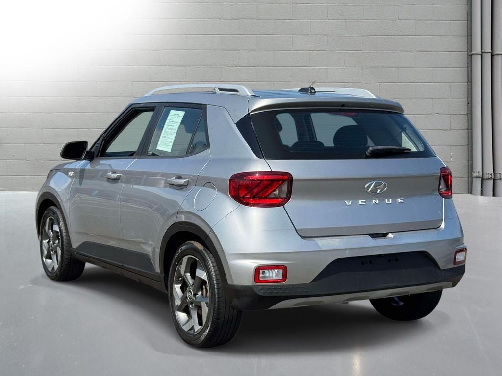 2023 Hyundai VENUE SEL