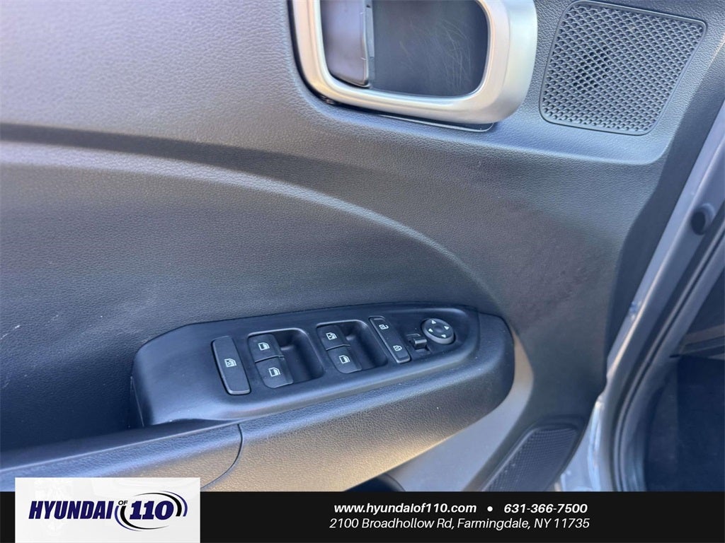 2023 Hyundai VENUE SEL