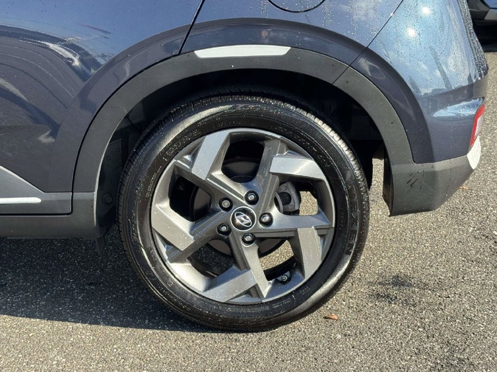 2024 Hyundai VENUE Limited
